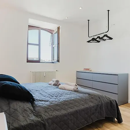 2 Bedroom Penthouse Loft - Whirlpool - Terrasse - Wifi - Zentral - Kueche - Kaffee - Parkhaus Wiesbaden